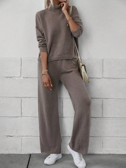 Comfortable Brown Loungewear Set for Women