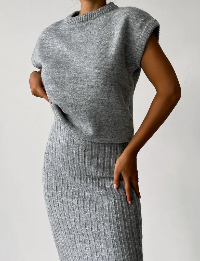 2-Piece Knitted Set – Top & Maxi Skirt