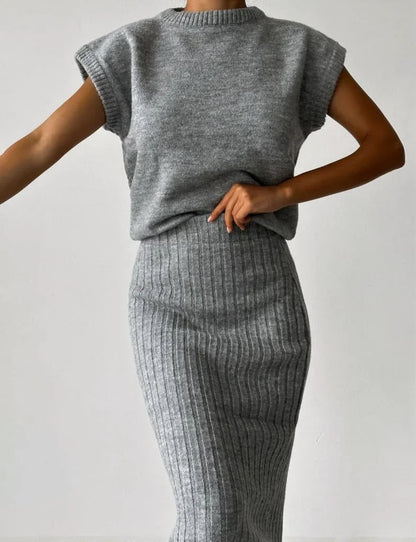 2-Piece Knitted Set – Top & Maxi Skirt