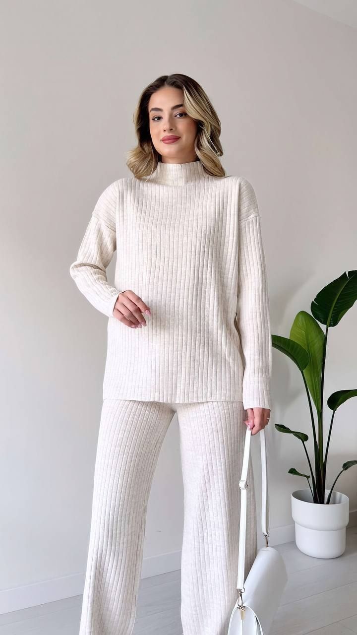 2-Piece Knitted Set with Turtleneck Sweater and Matching Trousers